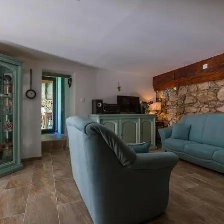 Large With Private Pool * Bribir (Primorje-Gorski Kotar)